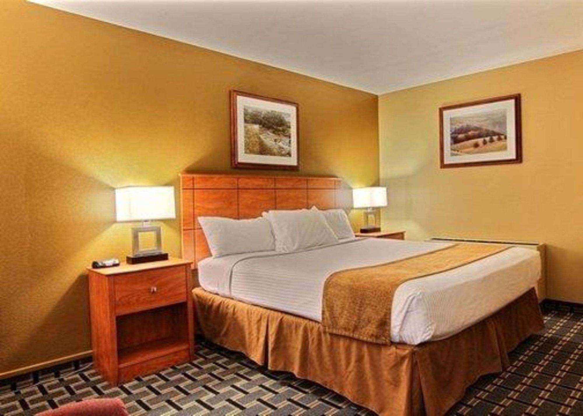 Quality Inn Thief River Falls Exterior foto